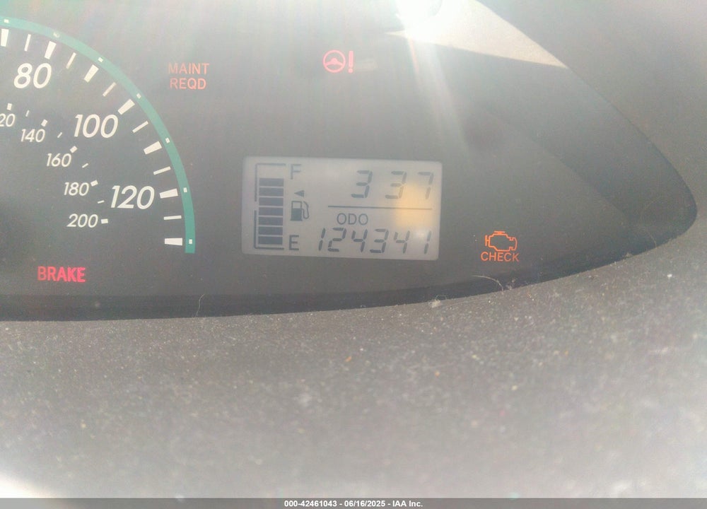 2009 TOYOTA YARIS VIN: JTDBT903091299706