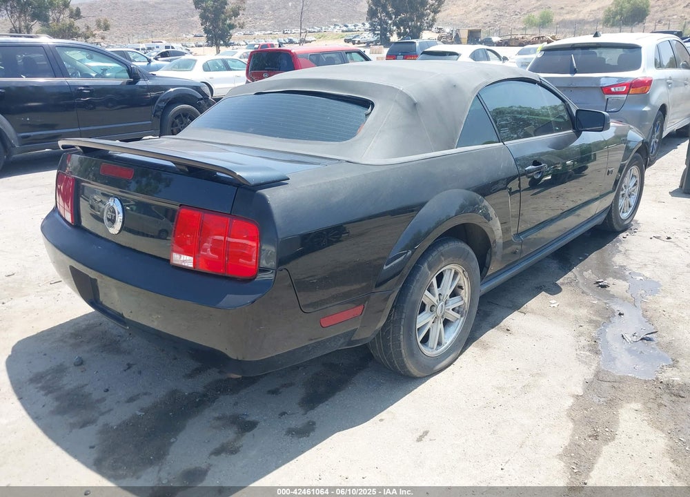 2005 FORD MUSTANG VIN: 1ZVFT84N455189166