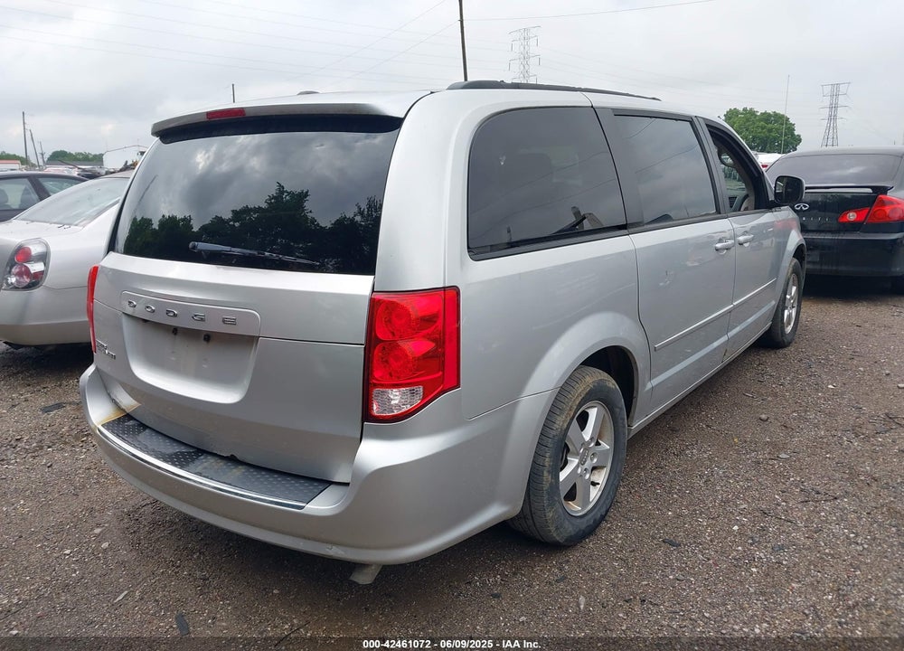 2011 DODGE GRAND CARAVAN MAINSTREET VIN: 2D4RN3DG4BR602557