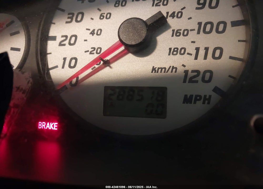 2003 NISSAN PATHFINDER SE VIN: JN8DR09X33W710345