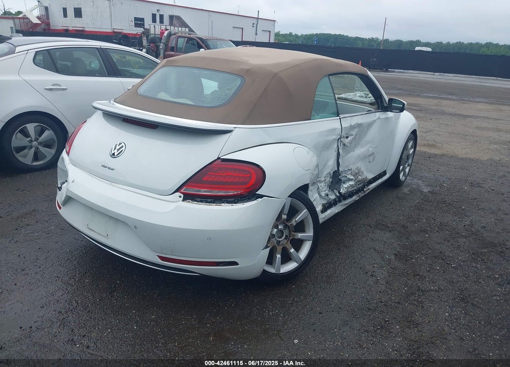 2017 VOLKSWAGEN BEETLE VIN: 3VW517AT1HM809338