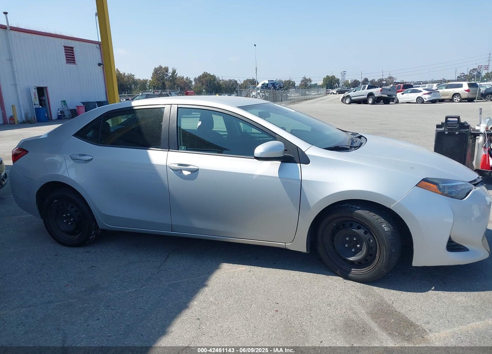 2019 TOYOTA COROLLA VIN: 5YFBURHE9KP889245