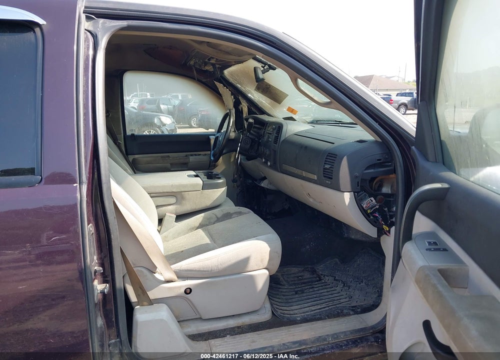 2008 CHEVROLET SILVERADO VIN: 2GCEK19C181238880