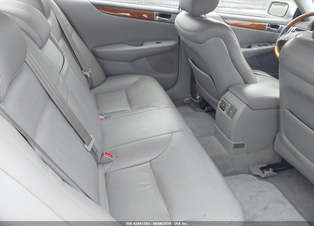 2005 LEXUS ES 330 VIN: JTHBA30GX55130137