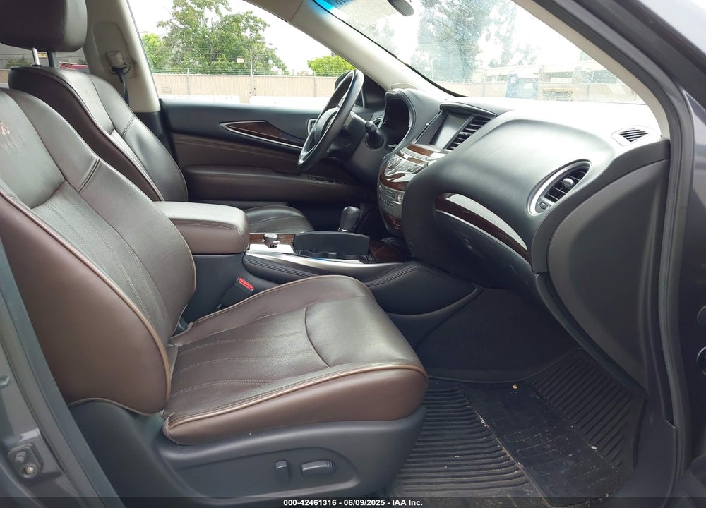 2013 INFINITI JX35 VIN: 5N1AL0MN1DC329923