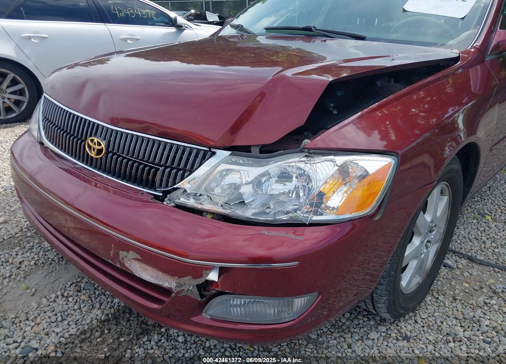 2001 TOYOTA AVALON XLS VIN: 4T1BF28B21U124561