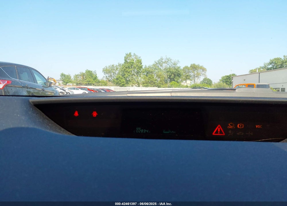 2004 TOYOTA PRIUS VIN: JTDKB20U440074111