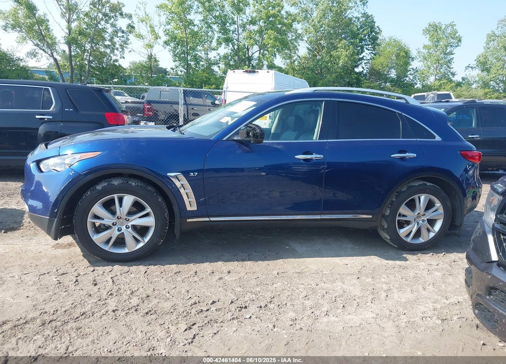 2016 INFINITI QX70 VIN: JN8CS1MW5GM750920