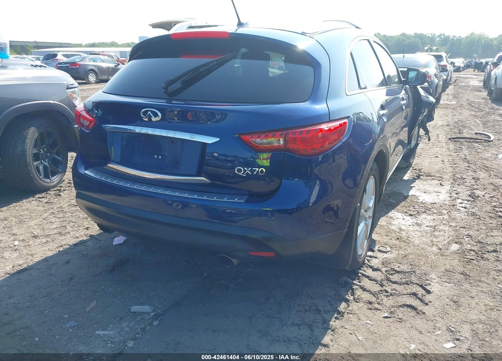 2016 INFINITI QX70 VIN: JN8CS1MW5GM750920