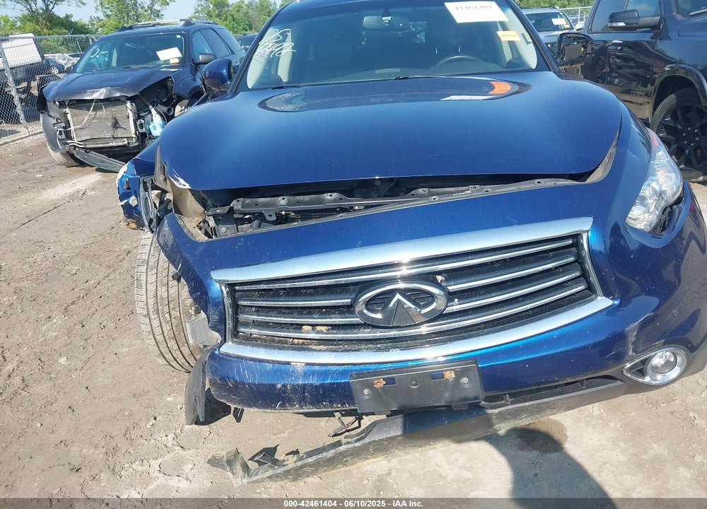 2016 INFINITI QX70 VIN: JN8CS1MW5GM750920