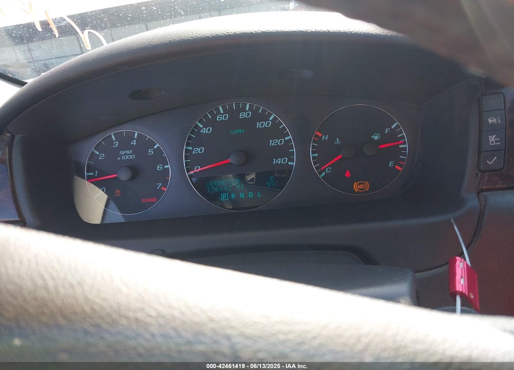 2012 CHEVROLET IMPALA LT VIN: 2G1WG5E31C1240276