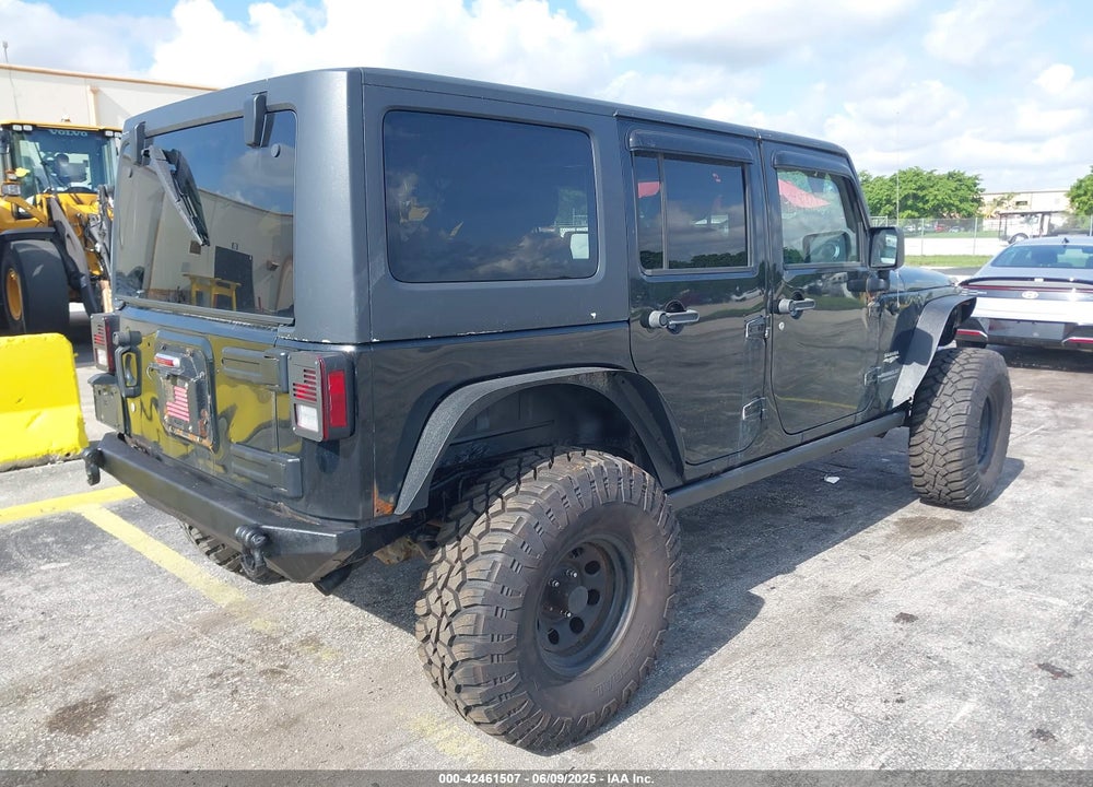 2011 JEEP WRANGLER UNLIMITED VIN: 1J4BA5H11BL520669