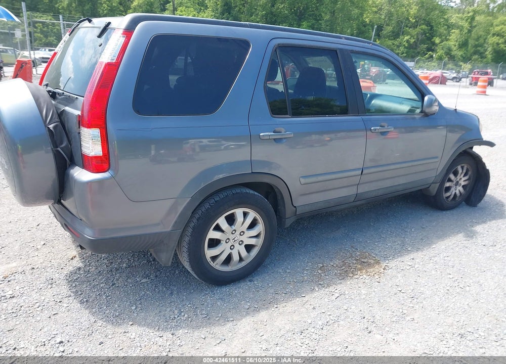 2005 HONDA CR-V VIN: SHSRD78925U322048