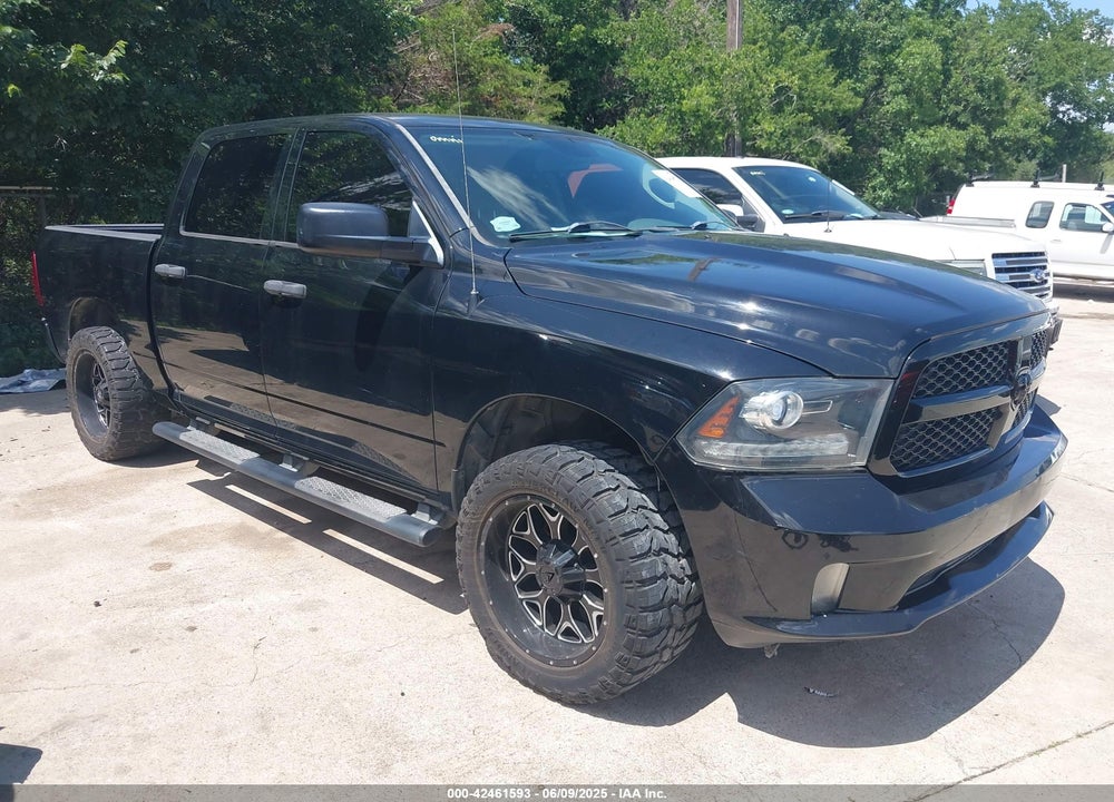2014 RAM 1500 EXPRESS VIN: 1C6RR6KG5ES454063