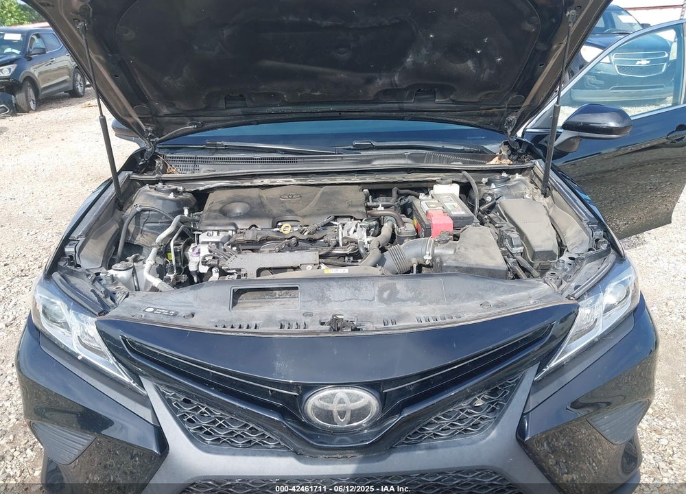 2018 TOYOTA CAMRY VIN: 4T1B11HKXJU557991