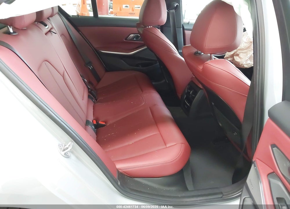2023 BMW 3 SERIES VIN: 3MW69FF01P8D33427