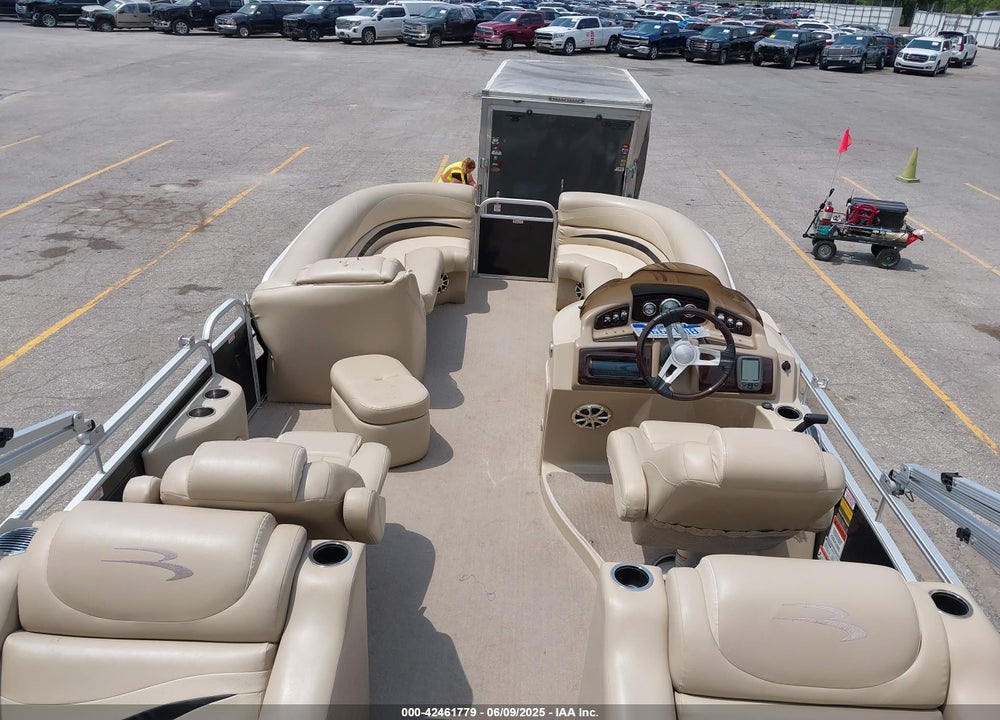 2013 BENNINGTON OTHER VIN: ETW86483K213