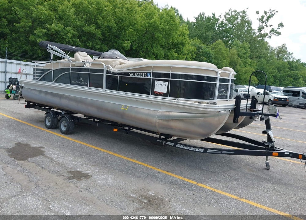 2013 BENNINGTON OTHER VIN: ETW86483K213