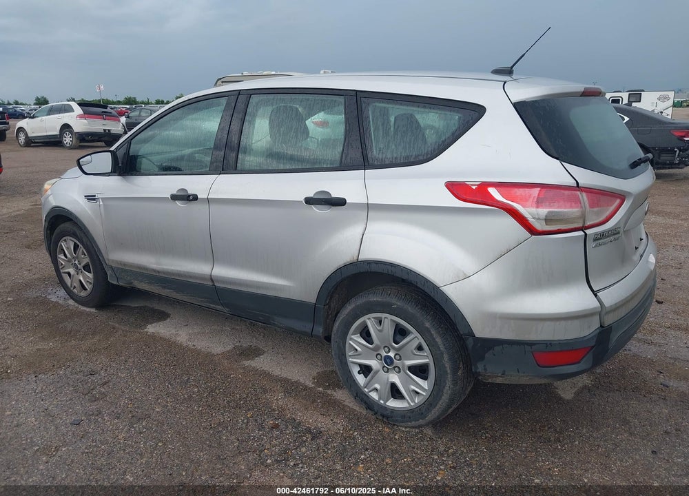 2013 FORD ESCAPE S VIN: 1FMCU0F74DUB95374