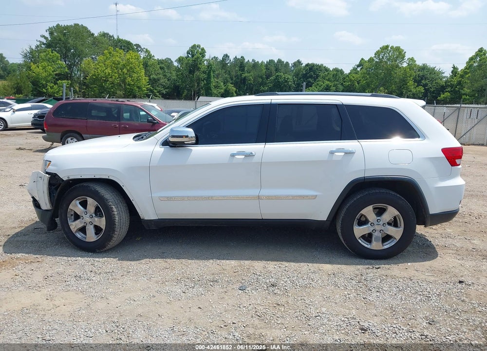 2013 JEEP GRAND CHEROKEE VIN: 1C4RJFBG2DC606325