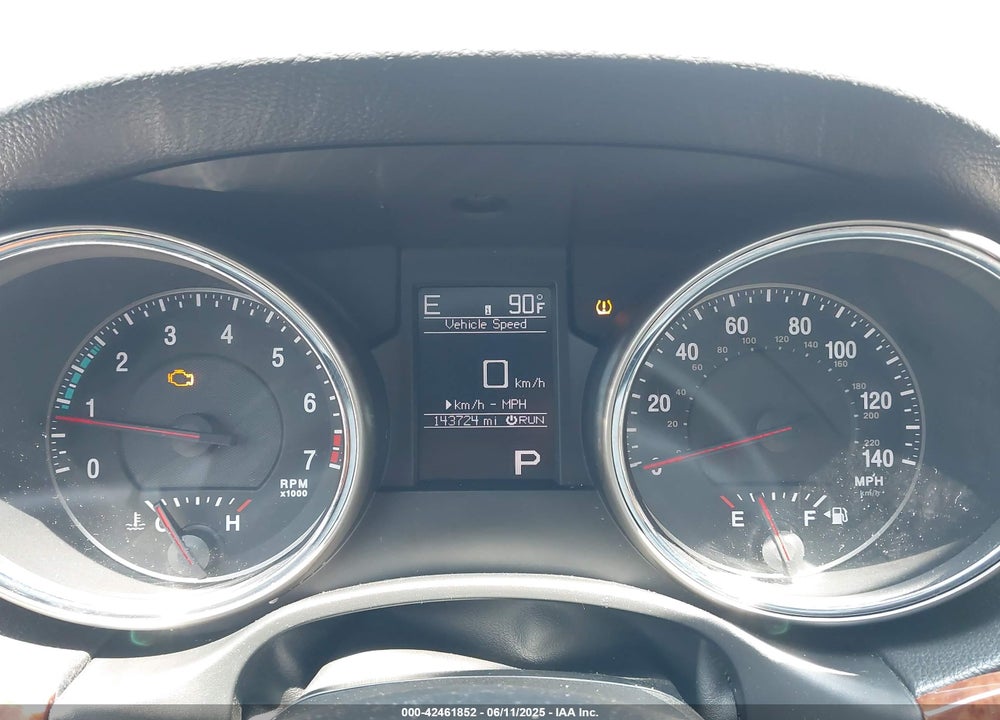 2013 JEEP GRAND CHEROKEE VIN: 1C4RJFBG2DC606325
