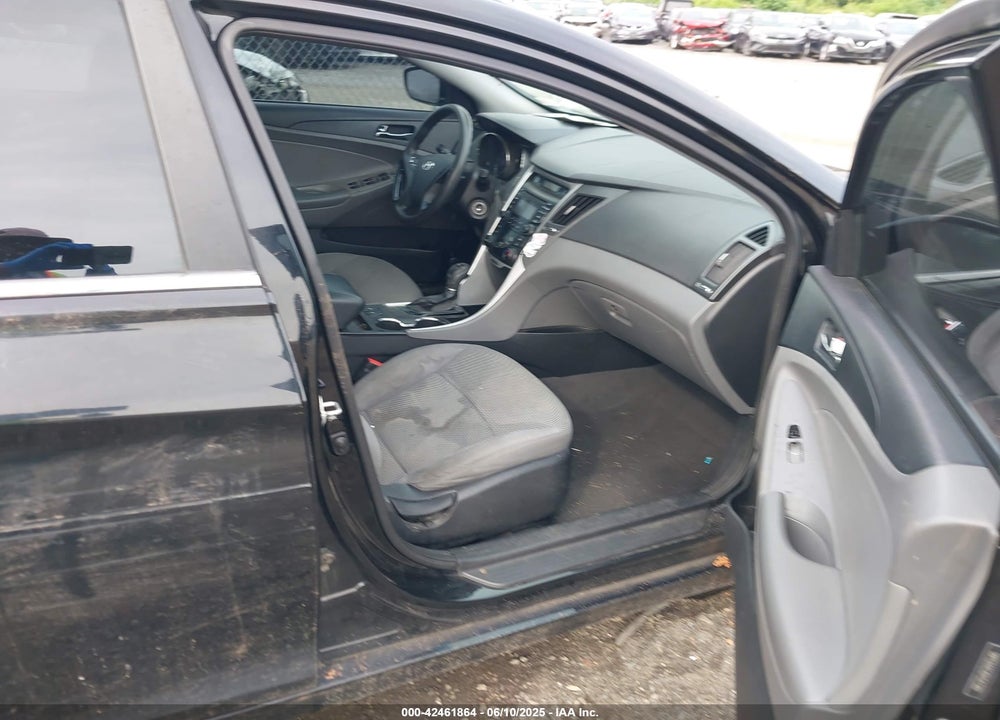 2013 HYUNDAI SONATA VIN: 5NPEB4ACXDH547382