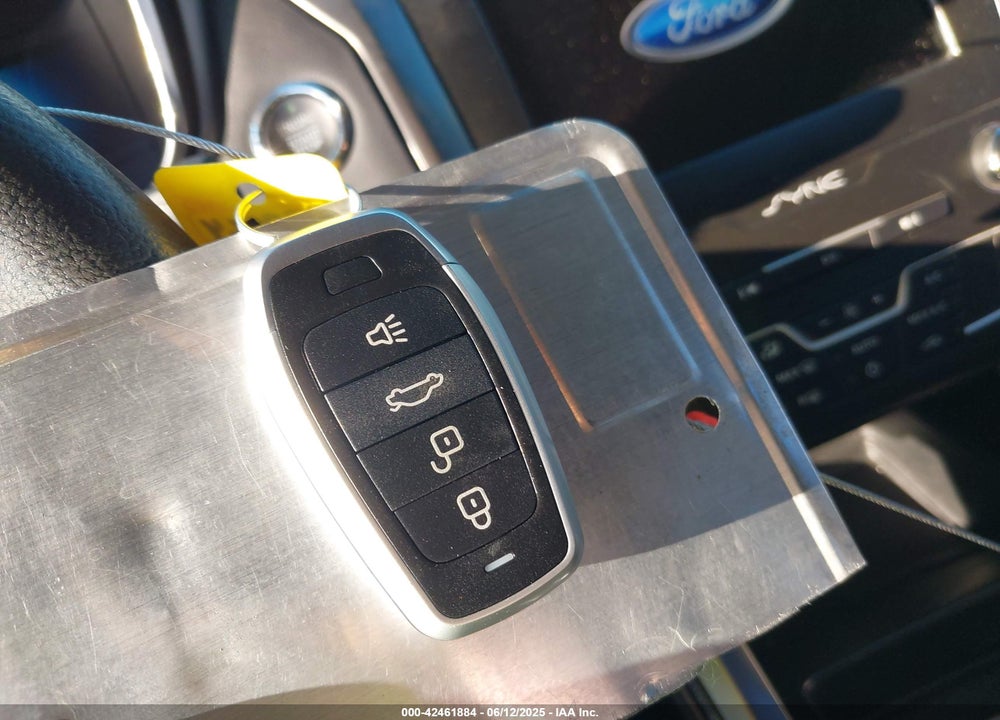 2020 FORD FUSION VIN: 3FA6P0LUXLR230725