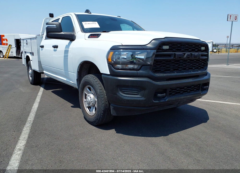 2023 RAM 3500 TRADESMAN  4X4 8' BOX VIN: 3C63R3GJXPG541766