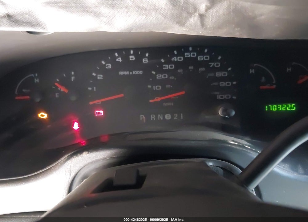 2005 FORD E-250 VIN: 1FTNE24L05HB29596