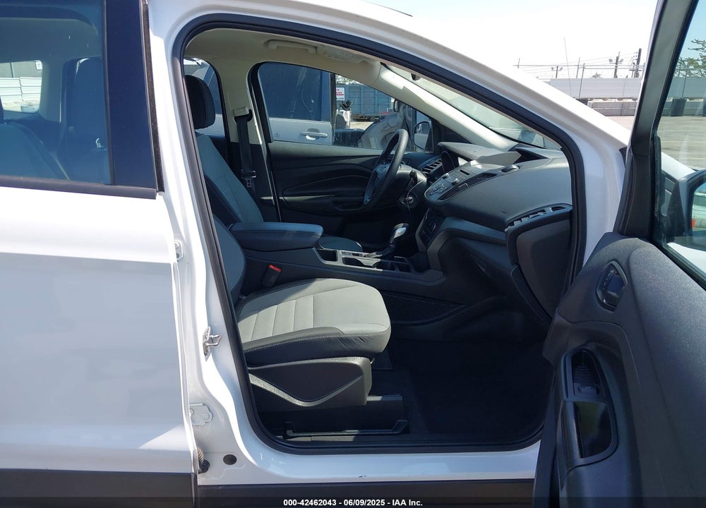 2017 FORD ESCAPE S VIN: 1FMCU0F72HUE74070
