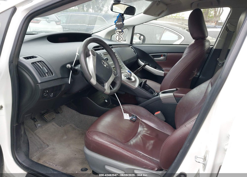 2015 TOYOTA PRIUS VIN: JTDKN3DU9F0399962