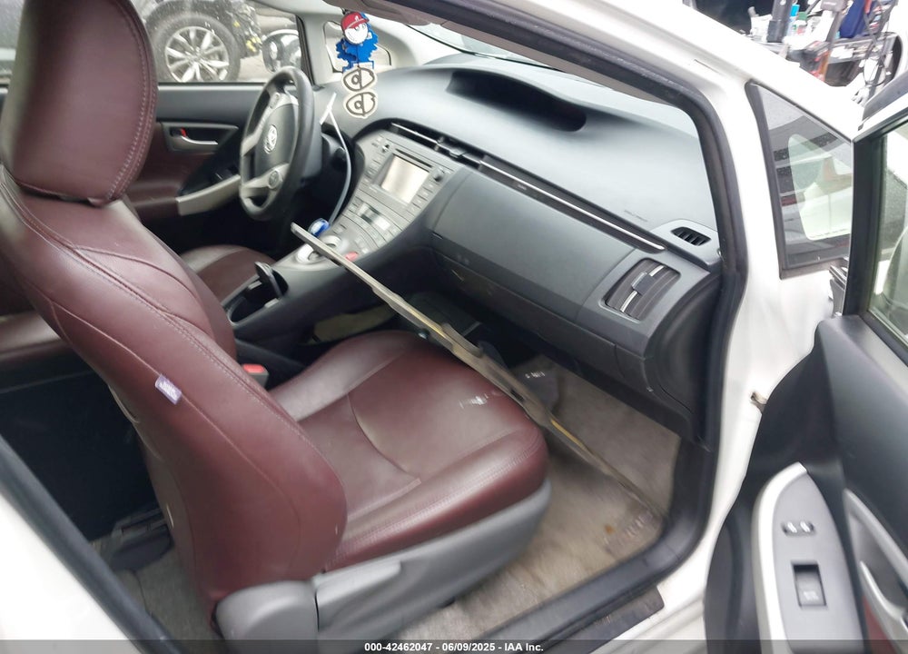 2015 TOYOTA PRIUS VIN: JTDKN3DU9F0399962