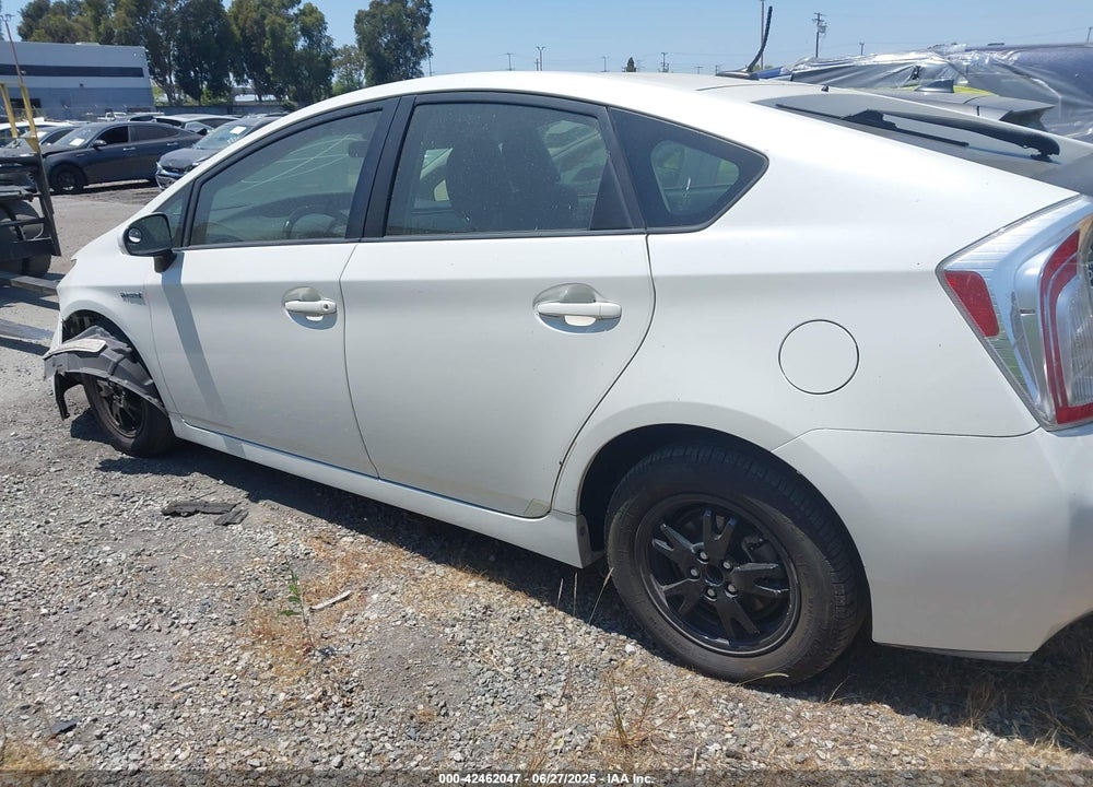2015 TOYOTA PRIUS VIN: JTDKN3DU9F0399962