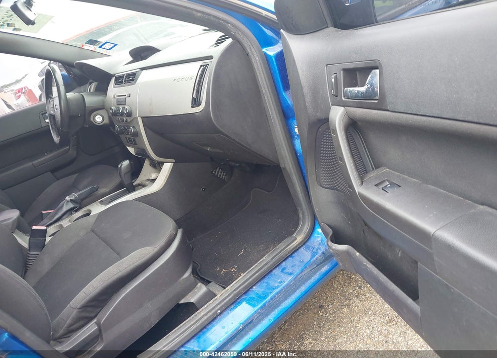 2011 FORD FOCUS SES VIN: 1FAHP3GN1BW111941