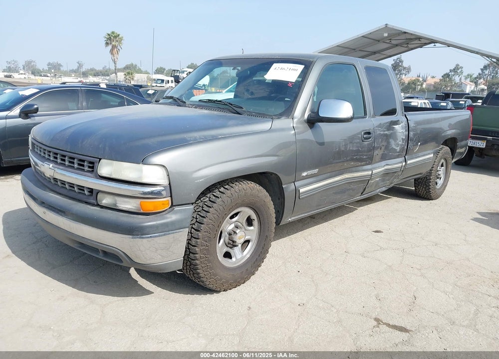 2000 CHEVROLET SILVERADO 1500 LS VIN: 1GCEC19TXYE356955