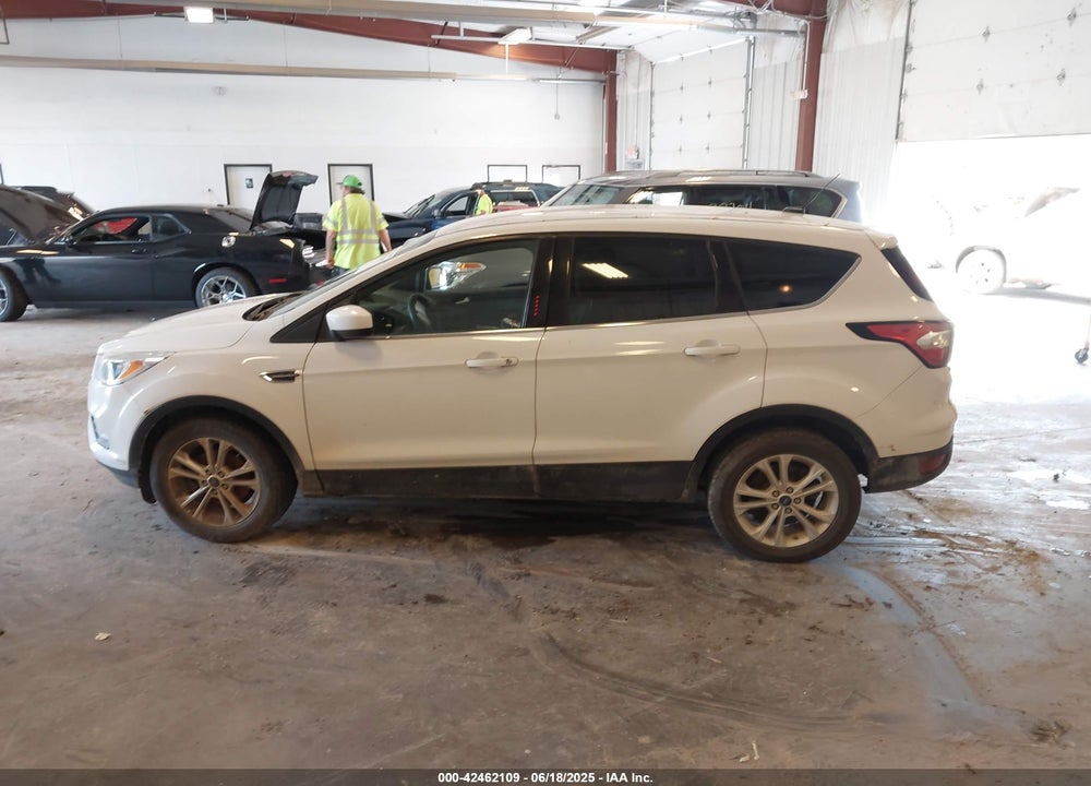 2017 FORD ESCAPE SE VIN: 1FMCU0GD4HUE40040