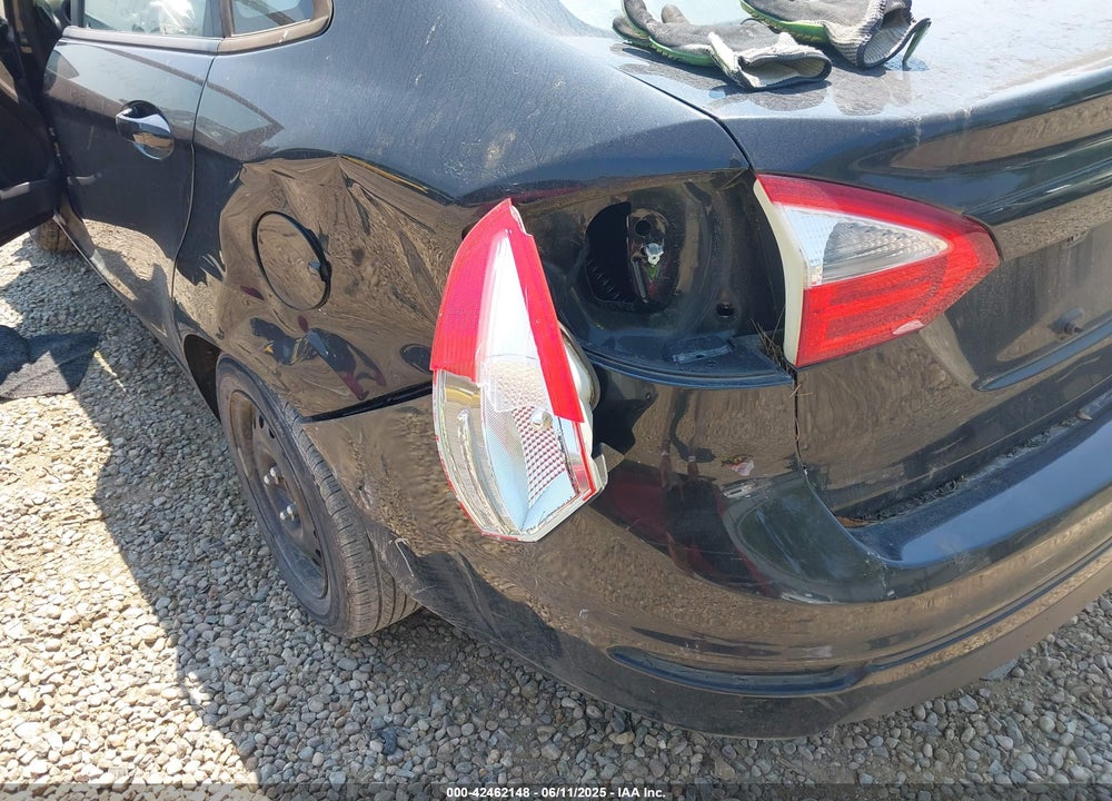 2015 FORD FIESTA S VIN: 3FADP4AJ0FM133011