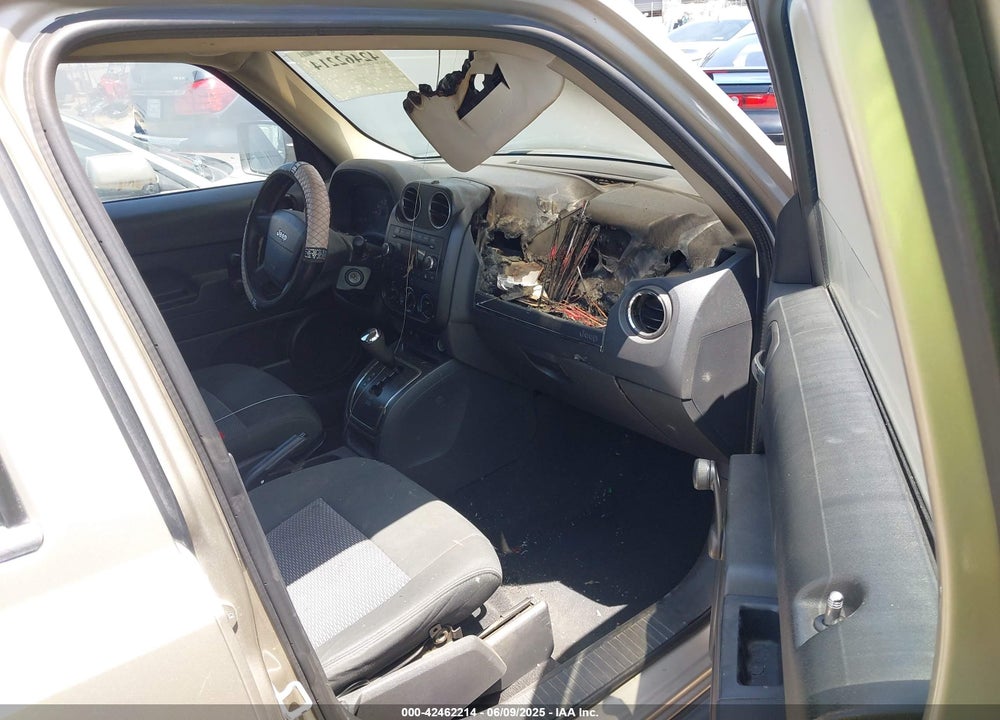 2009 JEEP PATRIOT VIN: 1J4FT28B49D135615