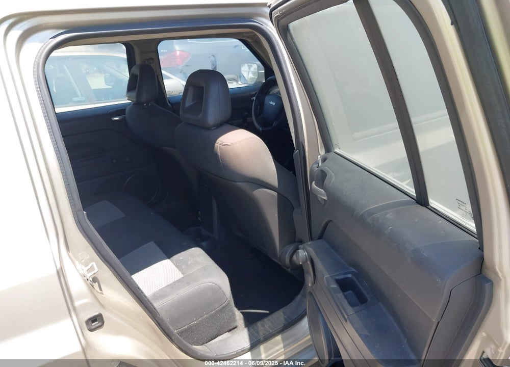 2009 JEEP PATRIOT VIN: 1J4FT28B49D135615