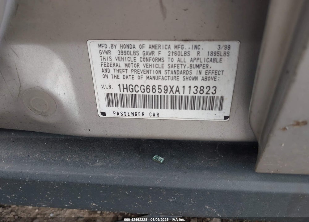 1999 HONDA ACCORD LX VIN: 1HGCG6659XA113823
