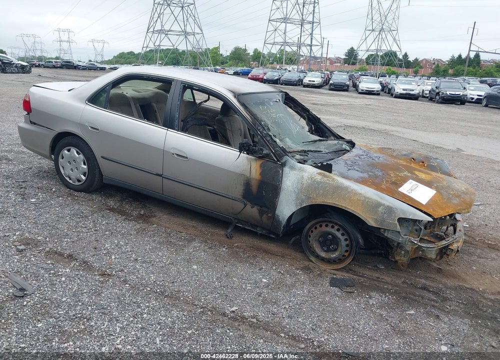 1999 HONDA ACCORD LX VIN: 1HGCG6659XA113823