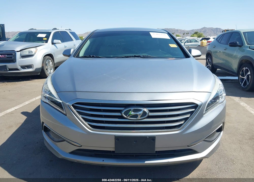 2016 HYUNDAI SONATA VIN: 5NPE24AF7GH316535