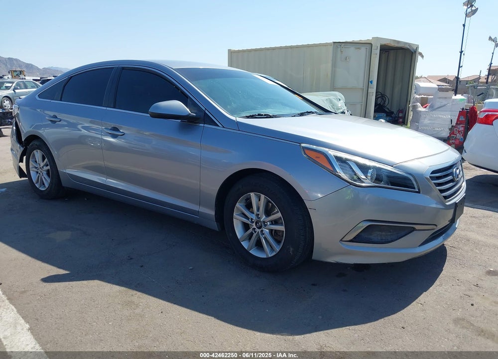 2016 HYUNDAI SONATA VIN: 5NPE24AF7GH316535