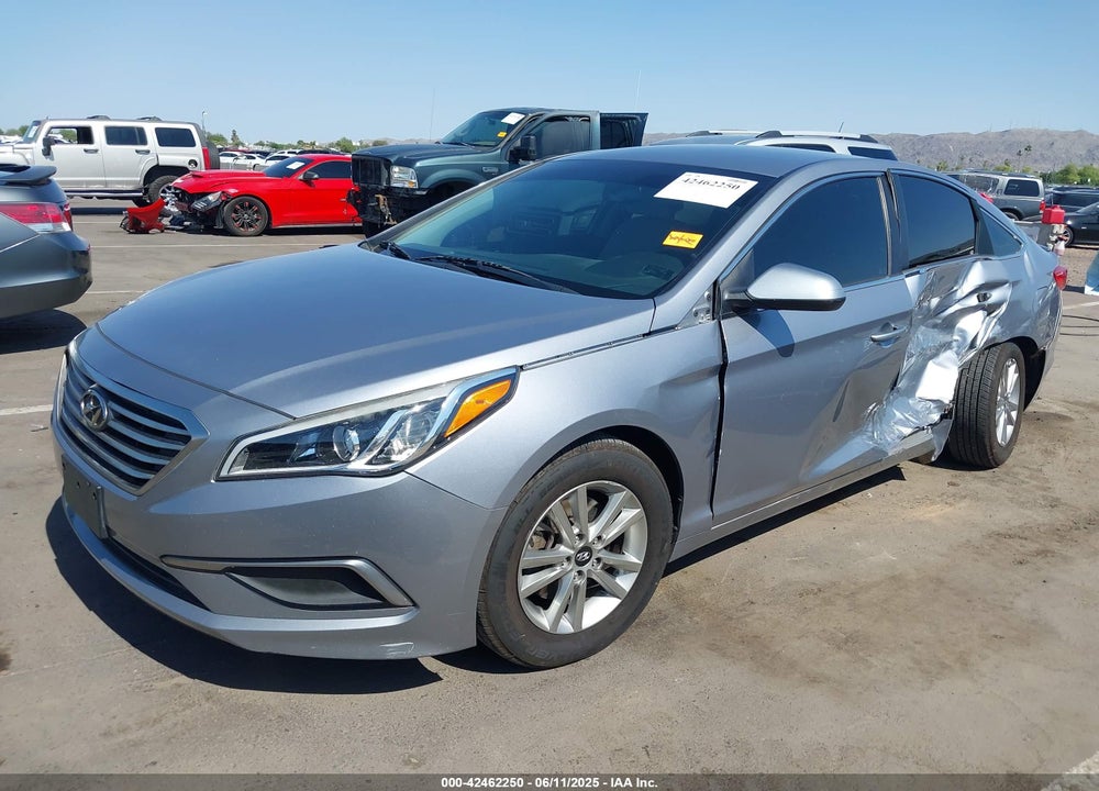 2016 HYUNDAI SONATA VIN: 5NPE24AF7GH316535