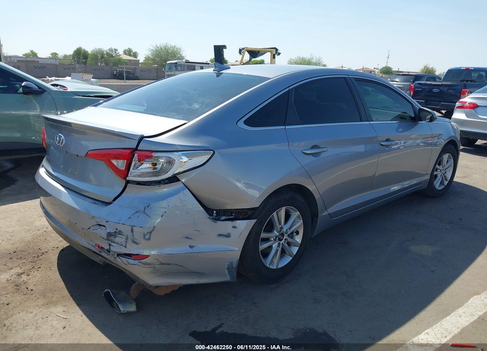 2016 HYUNDAI SONATA VIN: 5NPE24AF7GH316535