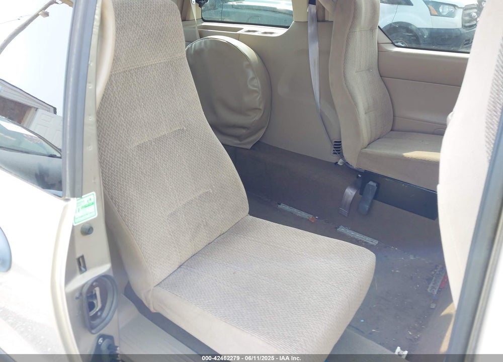2003 FORD WINDSTAR LX VIN: 2FMZA51403BB57108