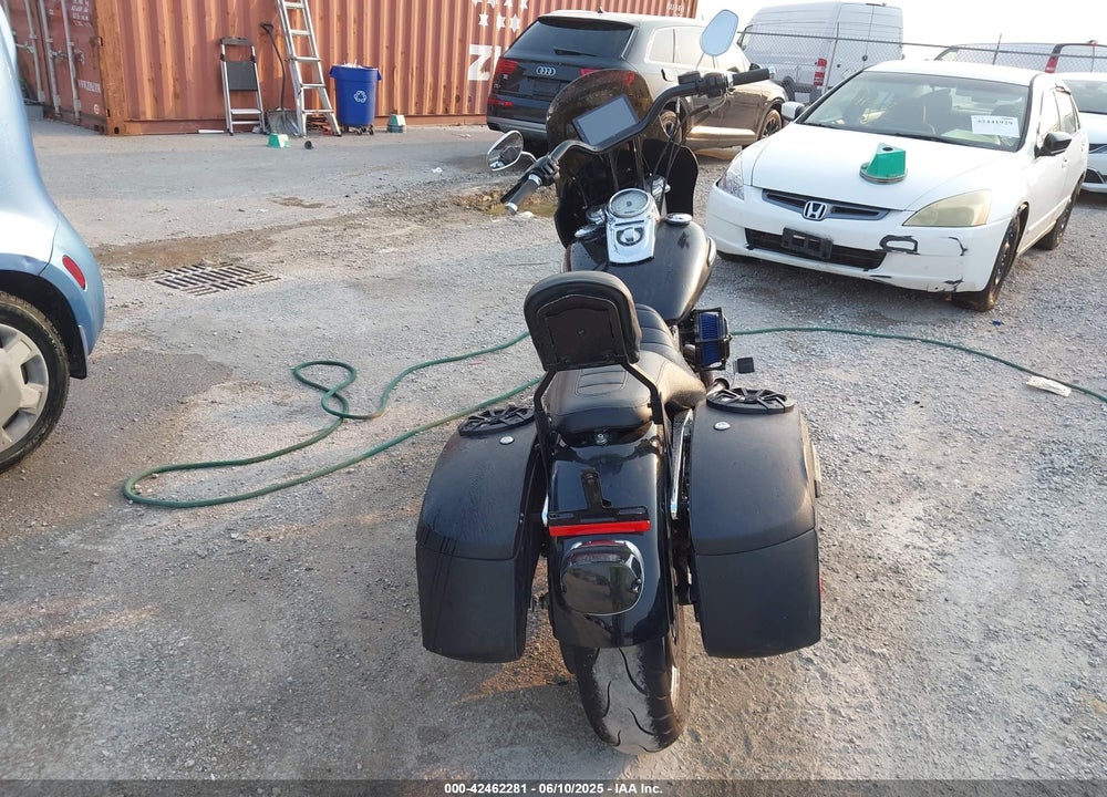 2010 HARLEY-DAVIDSON FXDC VIN: 1HD1GV418AC319516