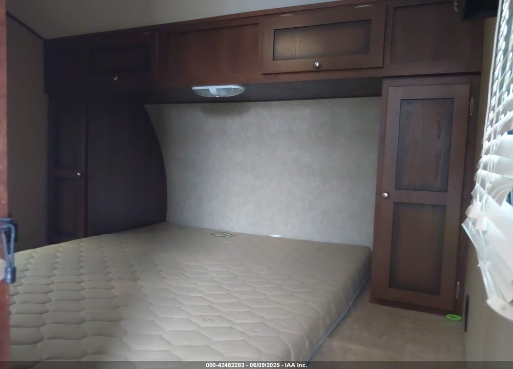 2015 CROSSROADS Z-1 VIN: 4V0TC2523FJ004224