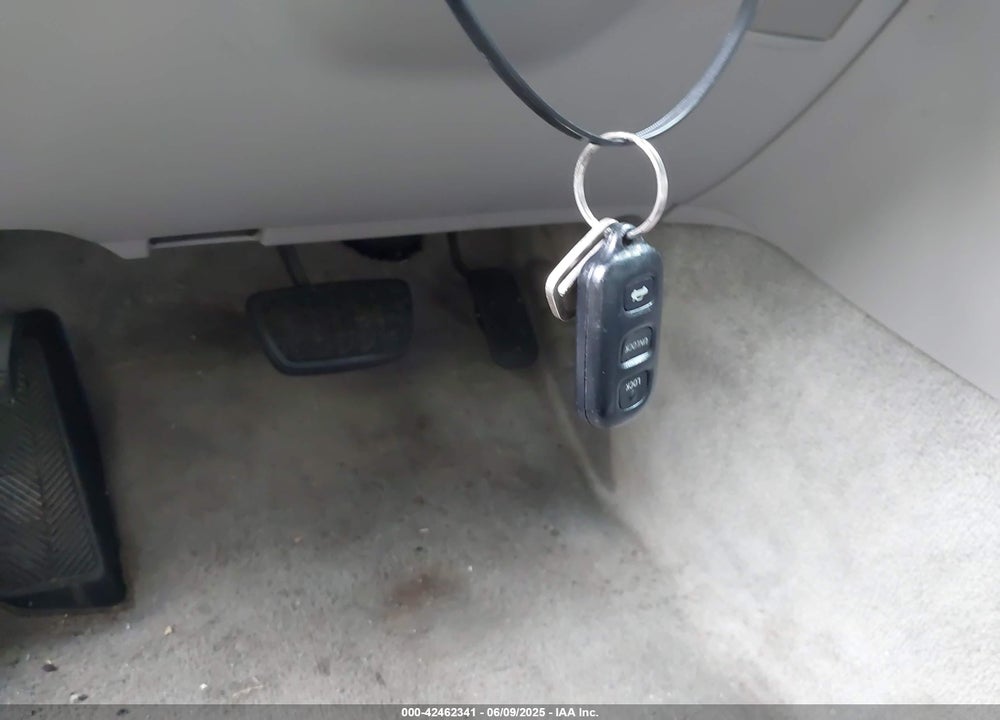 2001 TOYOTA AVALON VIN: 4T1BF28BX1U164161