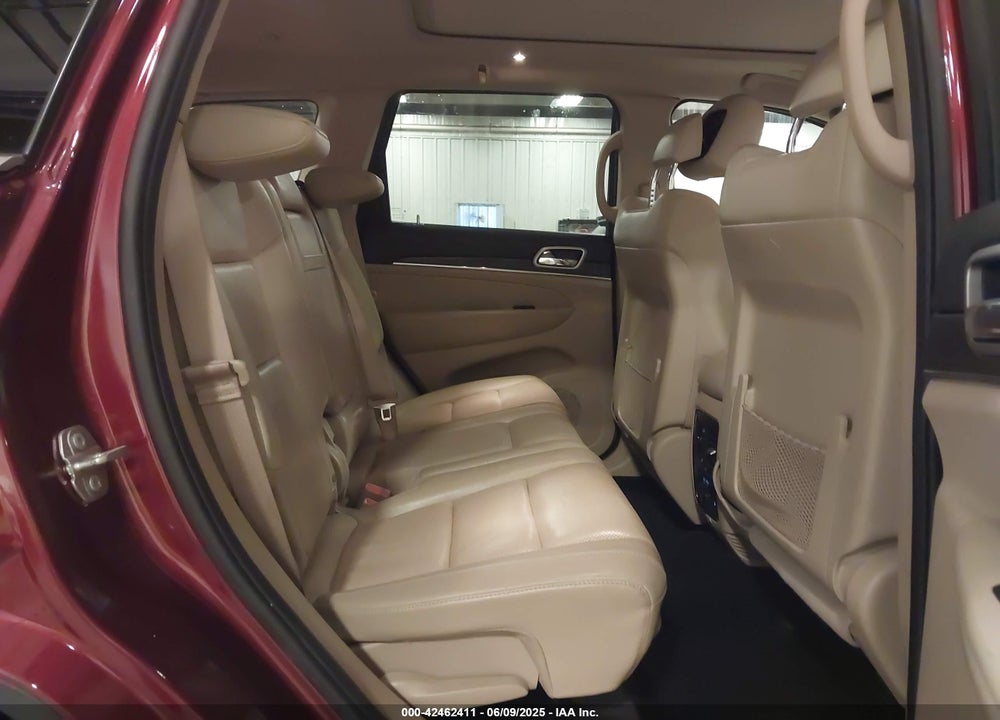 2019 JEEP GRAND CHEROKEE VIN: 1C4RJFBG4KC608719